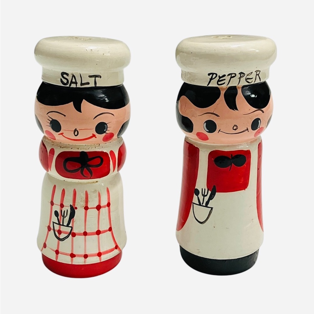 Vintage Mr & Mrs Chef Salt and Pepper Shakers